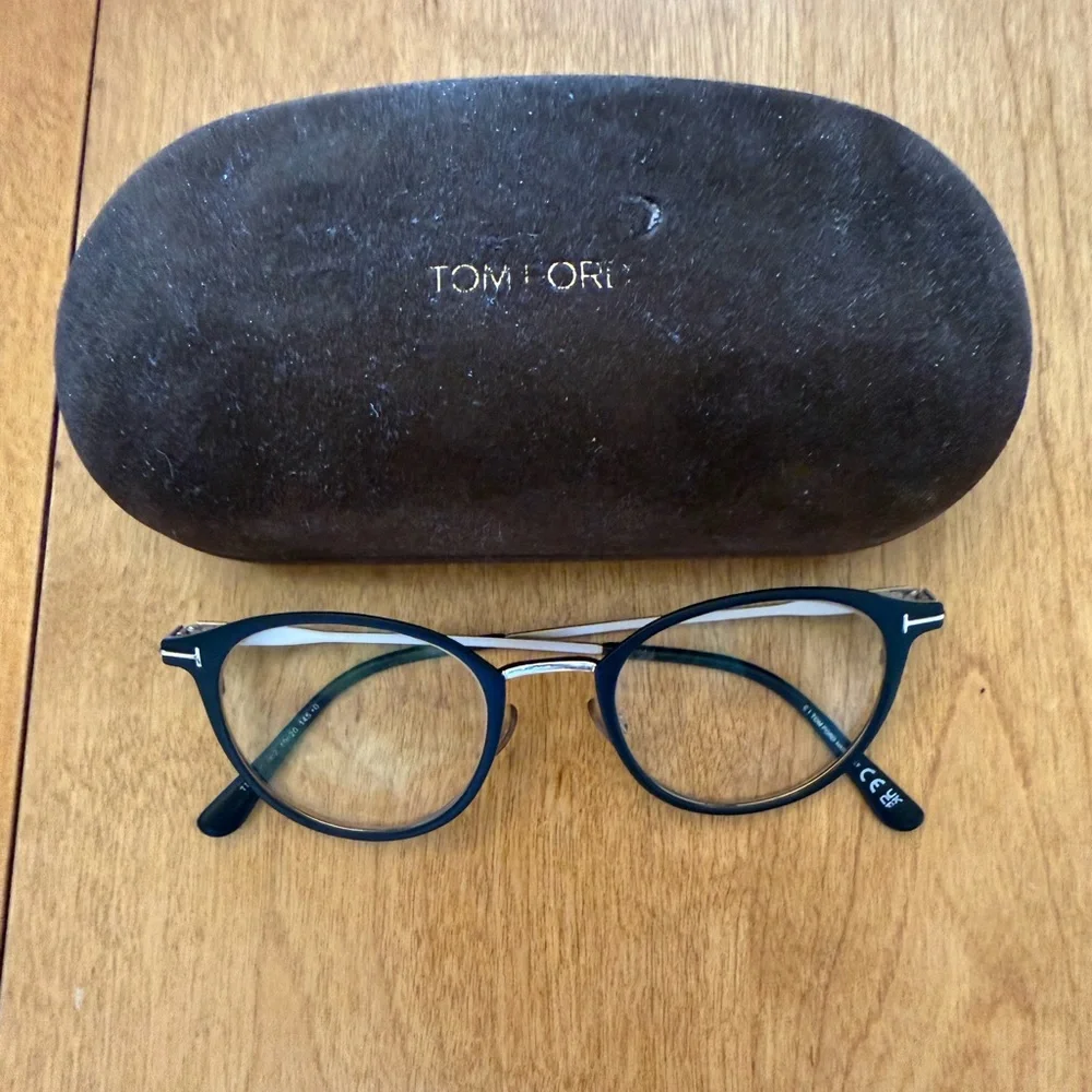 Tom Ford Dark Eyeglasses with Brown Case - Picture 1 of 8